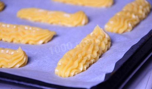 эклеры ореховые