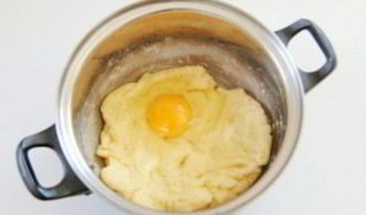 эклеры с белковым кремом