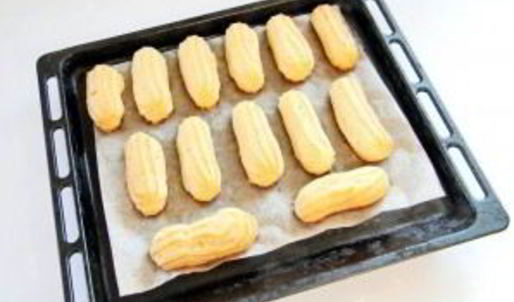 эклеры с белковым кремом