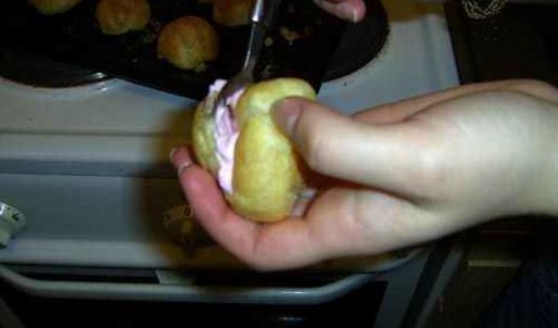 эклеры с кремом