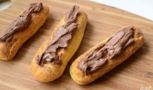 эклеры с шоколадным кремом