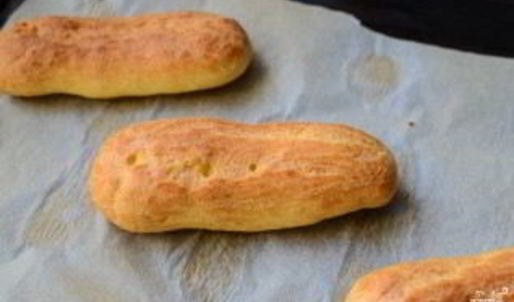 эклеры с шоколадным кремом