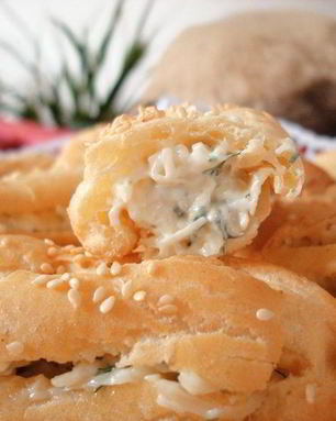 Эклеры с сырной начинкой