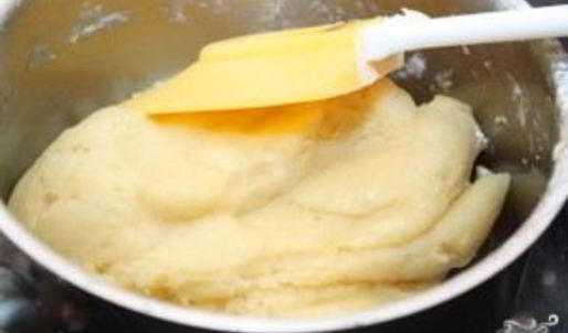 эклеры со сливочным кремом