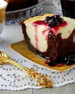 Двухцветная запеканка с творогом и бананом