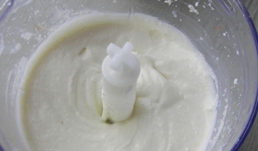 двухцветная запеканка с творогом и бананом