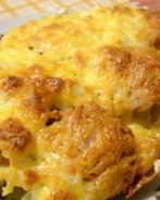 Картофельная запеканка с сардельками