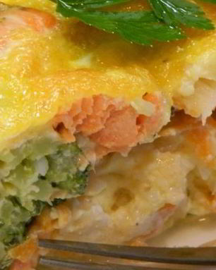 Овощная запеканка с семгой