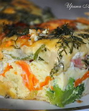 Овощная запеканка с сосисками