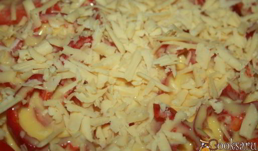 овощная запеканка с цветной капустой, сладким перцем и помидорами