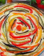 Разноцветная запеканка с фаршем и овощами