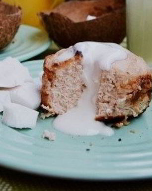 Шоколадная творожная запеканка с ванильным соусом