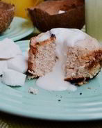 Шоколадная творожная запеканка с ванильным соусом