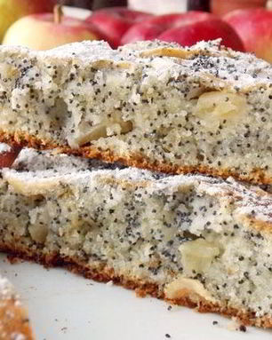 Творожная запеканка с маком и яблоками