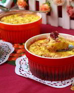 Творожно-овсяная запеканка с вишней