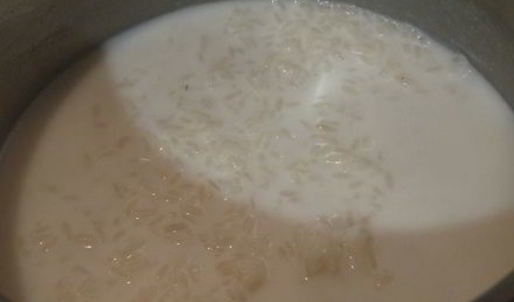 ванильно-рисовая запеканка с яблоками