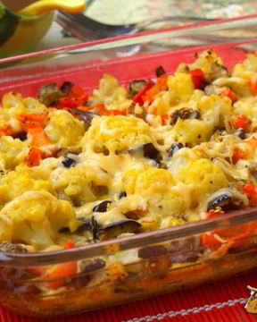 Запеканка из баклажанов и цветной капусты