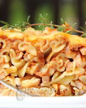 Запеканка из макарон с ветчиной и сыром