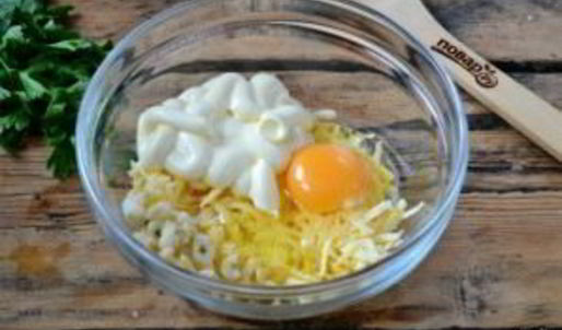 запеканка из тертого картофеля с сыром и чесноком