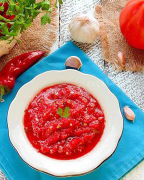 Аджика без яблок