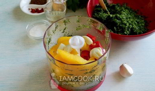 аджика из петрушки