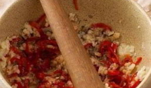 аджика острая