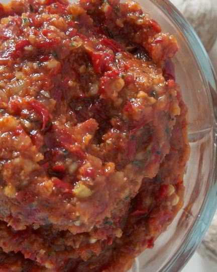 Рецепт аджики с орехами