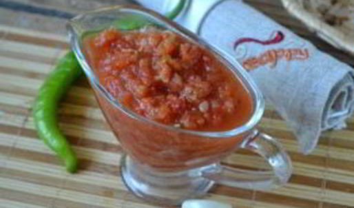 аджика с яблоками и помидорами на зиму