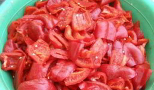 аджика с яблоками и помидорами