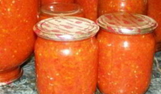 аджика с яблоками и помидорами