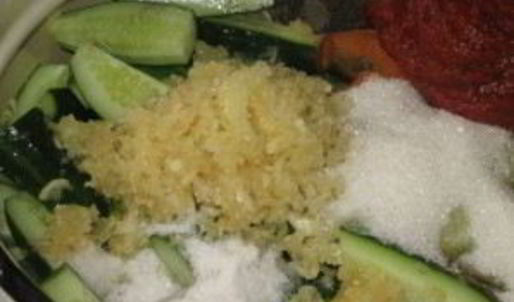 огурцы, консервированные в аджике