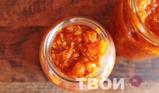 острая аджика из кабачков