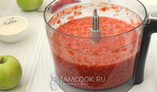 острая аджика с яблоками на зиму