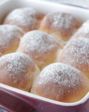 Бухтели с абрикосовым джемом