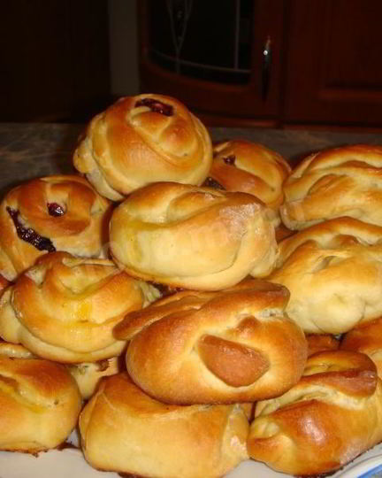 Рецепт булочек с джемом розочки