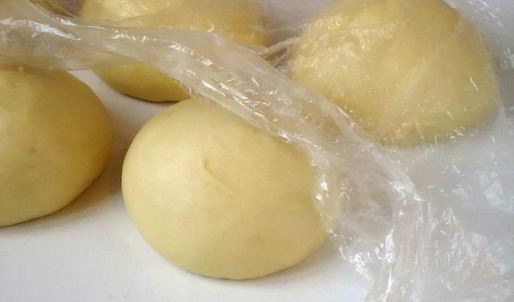 булочки слоеные с джемом и вареной сгущенкой