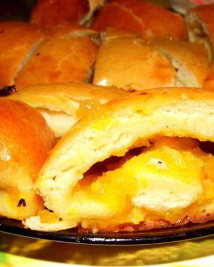 Рецепт нежного рулета с джемом