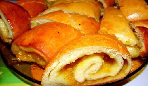 нежный рулет с джемом