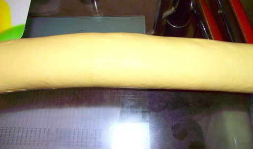 нежный рулет с джемом