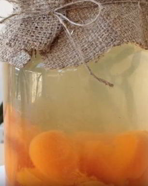 Абрикосовый компот