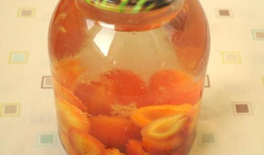 компот из слив и абрикос на зиму