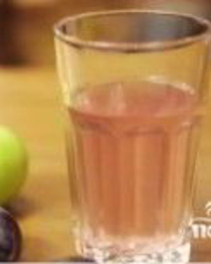 Рецепт компота из слив и яблок