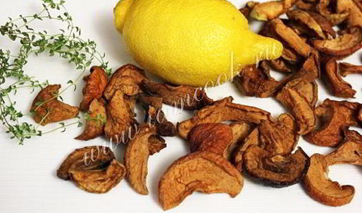 компот из сушеных яблок с тимьяном