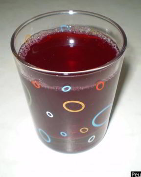 Компот из вишни с косточками