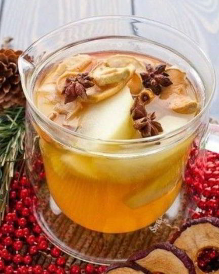 Рецепт компота из яблок и сухофруктов