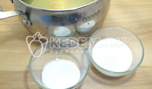 компот из яблок с ягодами на зиму