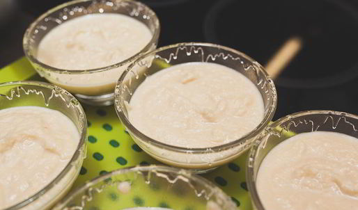 миндальный крем с вишневым компотом