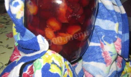 сливовый компот из сливы с косточками