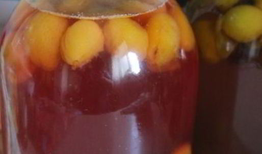 сливовый компот с базиликом на зиму