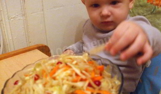 квашеная капуста с клюквой